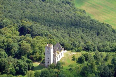 Letecká 3 / 2004 ...(c) Ivan Holub